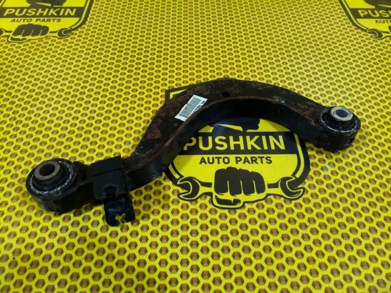 Рычаг поперечный верхний задний левый Volkswagen