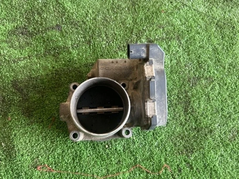 Дроссельная заслонка BMW X5 2015 F15