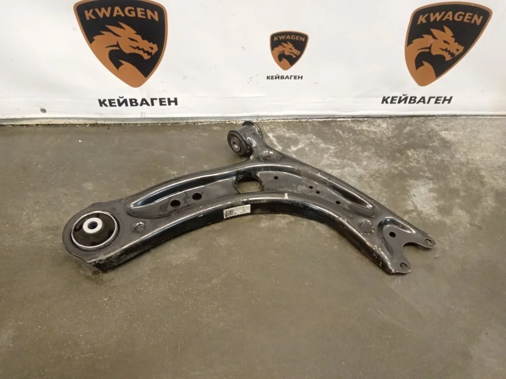 Рычаг подвески Volkswagen Golf 2021