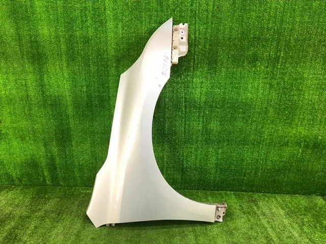 Крыло переднее правое (царапины) J32 NISSAN TEANA J32 2008-2012, TEANA J32 2011-2014