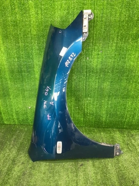 Крыло переднее правое (царапины) J31 NISSAN TEANA J31 2003-2005, TEANA J31 2006-2008