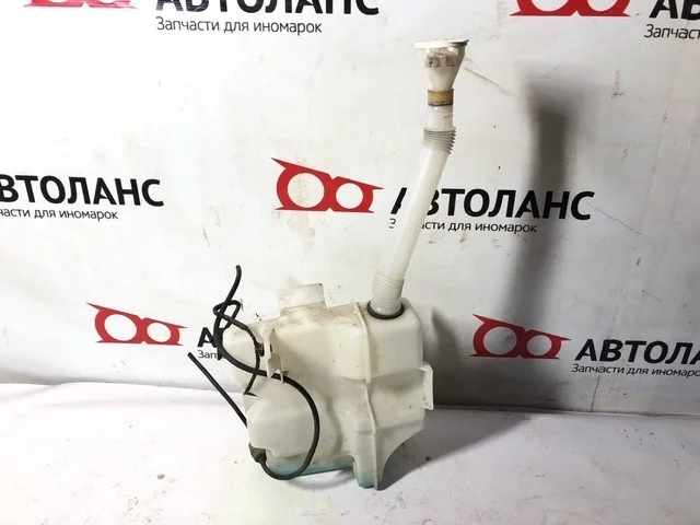 Бачок омывателя CW5W MITSUBISHI OUTLANDER XL CW 2007-2010, OUTLANDER XL CW 2010-2012, DELICA D:5 V CV 2007-2019