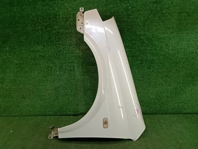 Крыло переднее левое (царапины) P12 NISSAN PRIMERA III P12 2002-2008