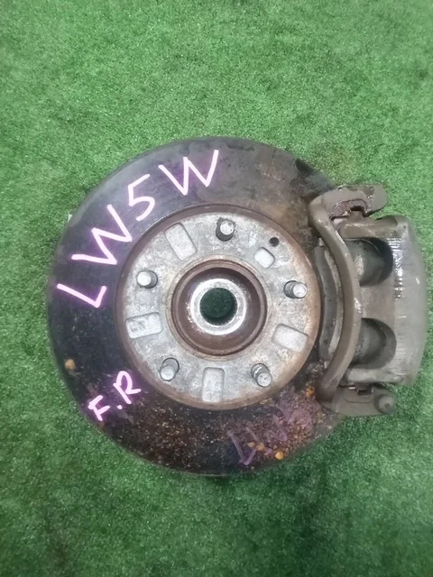 Кулак поворотный правый LW5W MAZDA MPV LW 1999-2002, MPV LW 2002-2003