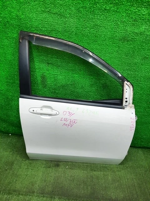Дверь передняя правая LW3W MAZDA MPV LW 1999-2002, MPV LW 2002-2003, MPV LW 2003-2006