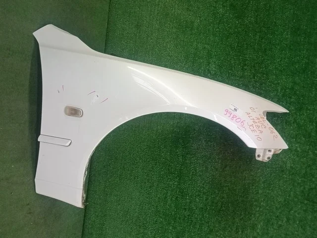 Крыло переднее правое (потерто) JCE10 LEXUS IS I 200/300 XE10 1998-2005, TOYOTA ALTEZZA XE10 1998-2001, ALTEZZA XE10 2001-2005