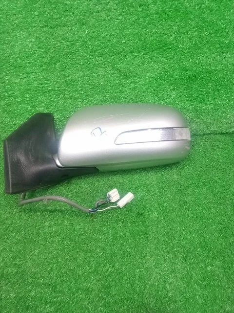 Зеркало заднего вида левое (царапины) AZT251 TOYOTA AVENSIS T250 2006-2008
