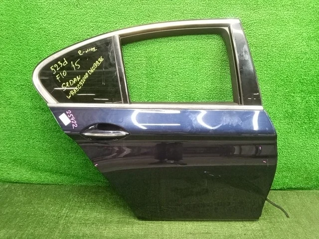 Дверь задняя правая (царапины) F10 BMW 5-Series F10 / F11 2009-2013, 5-Series F10 / F11 2013-2016