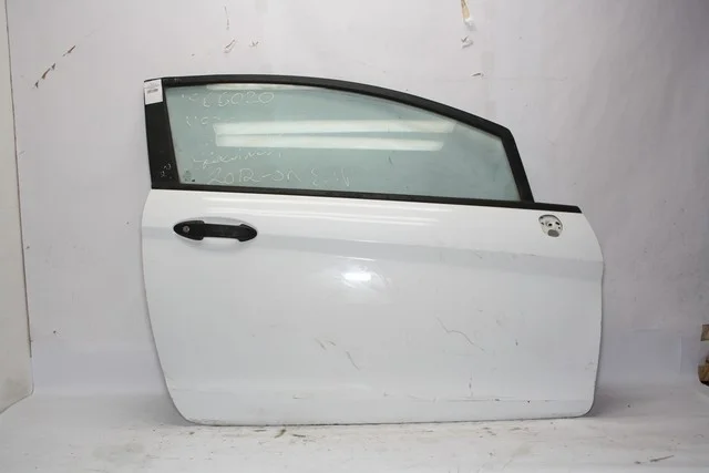 Дверь передняя правая (потерто) FORD FIESTA MK VI 2008-2019