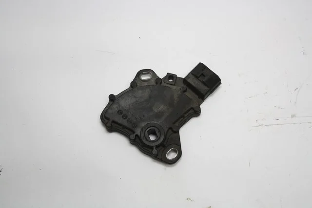 Датчик переключения передач (отличное состояние) CW5W MITSUBISHI OUTLANDER XL CW 2007-2010, OUTLANDER XL CW 2010-2012, LANCER X CY 2007-2010