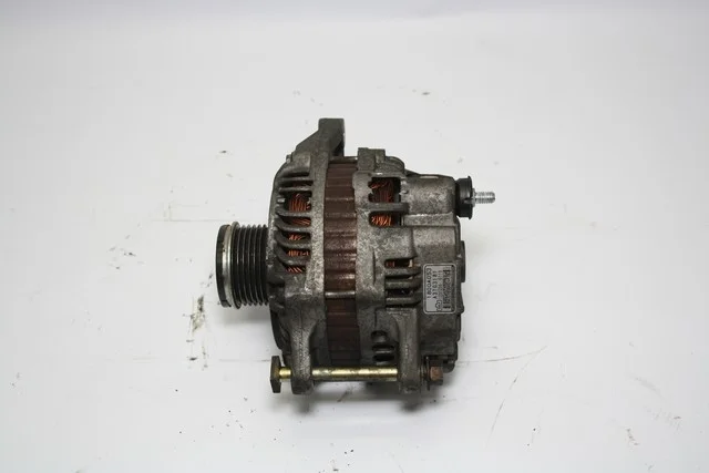 Генератор (дефект корпуса) CW5W MITSUBISHI OUTLANDER XL CW 2007-2010, OUTLANDER XL CW 2010-2012, LANCER X CY 2007-2010, LANCER X CY 2010-2014