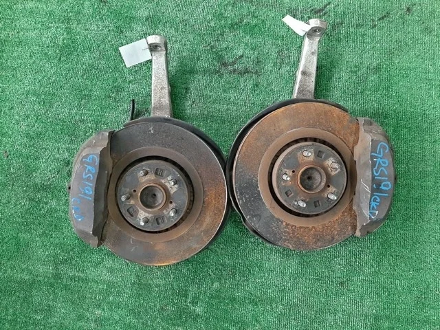 Кулак поворотный левый+правый GRS191 TOYOTA CROWN S200 2008-2012, CROWN MAJESTA S180 2004-2006, MARK X X120 2004-2006, MARK X X120 2006-2009