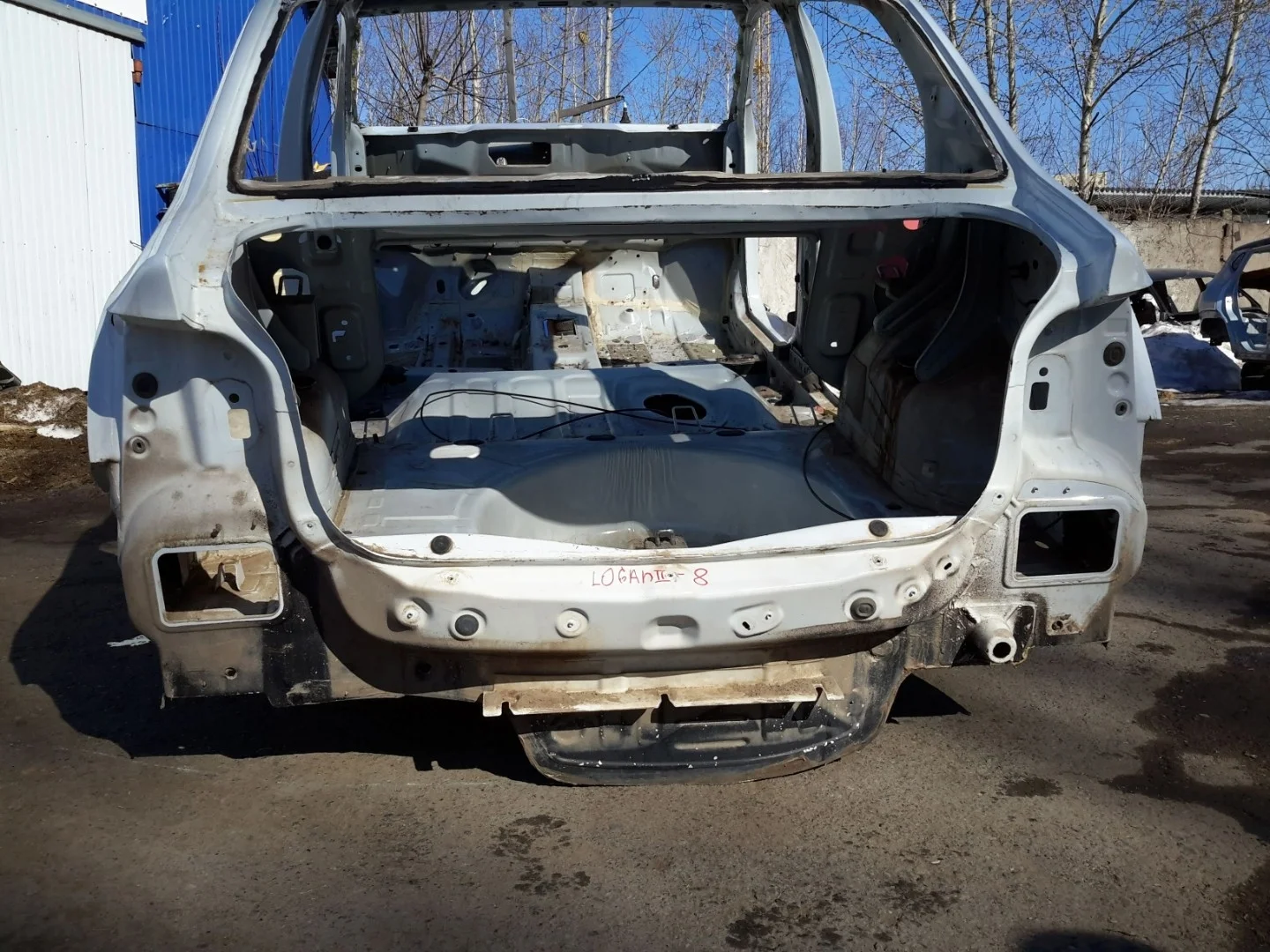 Панель задняя Renault Logan 2