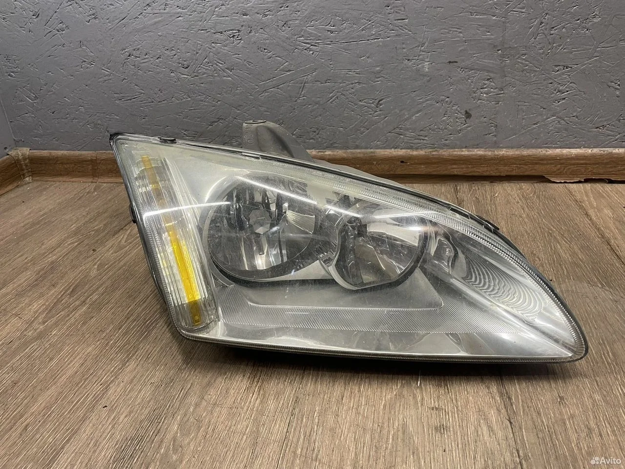 Фара правая ford focus 2 2004-2008 белая