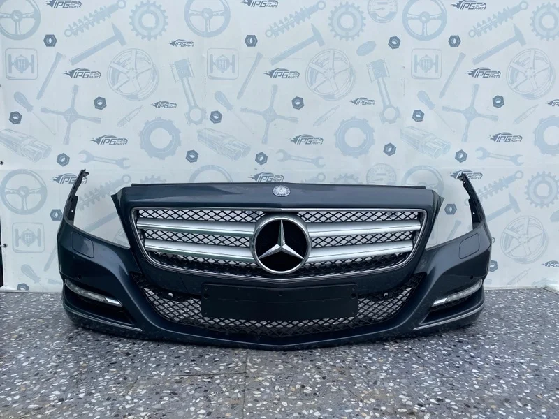 Бампер передний Mercedes-benz CLS 2011 C218