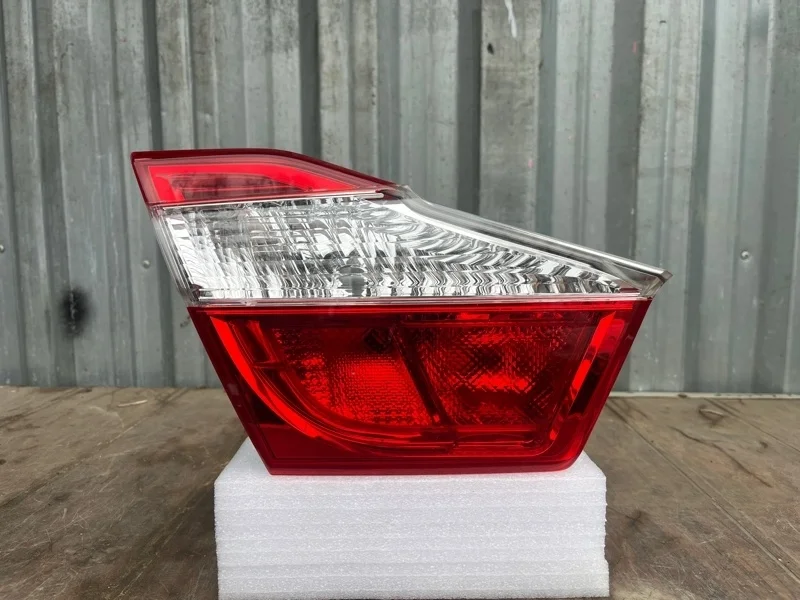 Фонарь Toyota Camry 2011-2014 50