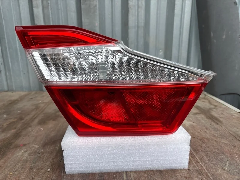 Фонарь Toyota Camry 2011-2014 50