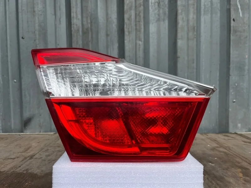 Фонарь Toyota Camry 2011-2014 50