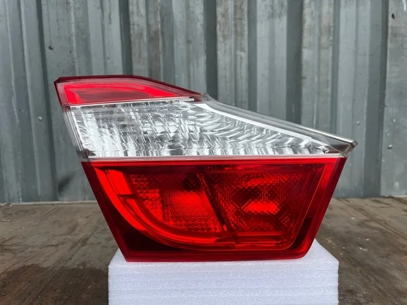 Фонарь Toyota Camry 2011-2014 50