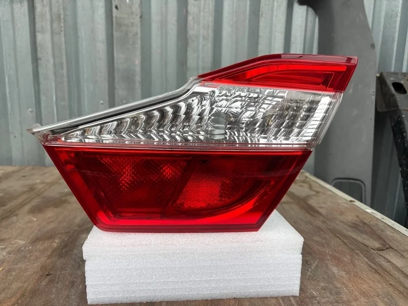 Фонарь Toyota Camry 2011-2014 50