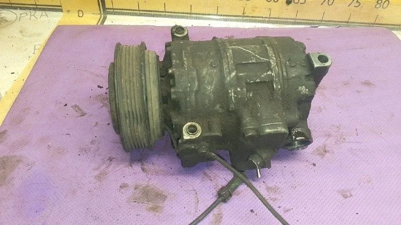 Компрессор кондиционера Audi A4 B5 2.6