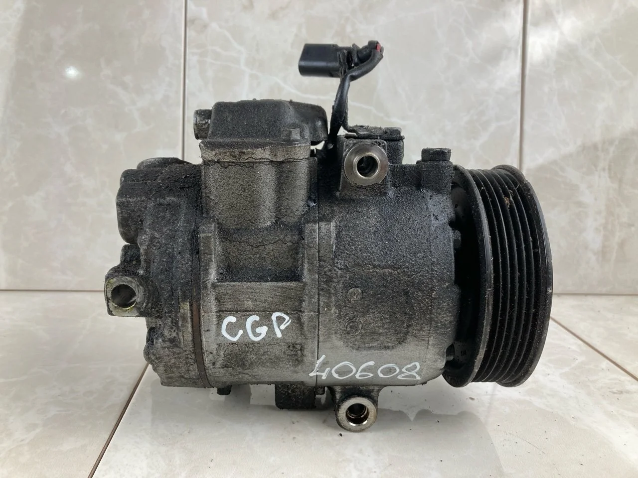 Компрессор кондиционера Skoda Fabia 2 2007-2015 6Q0820808G 1.2 CGP