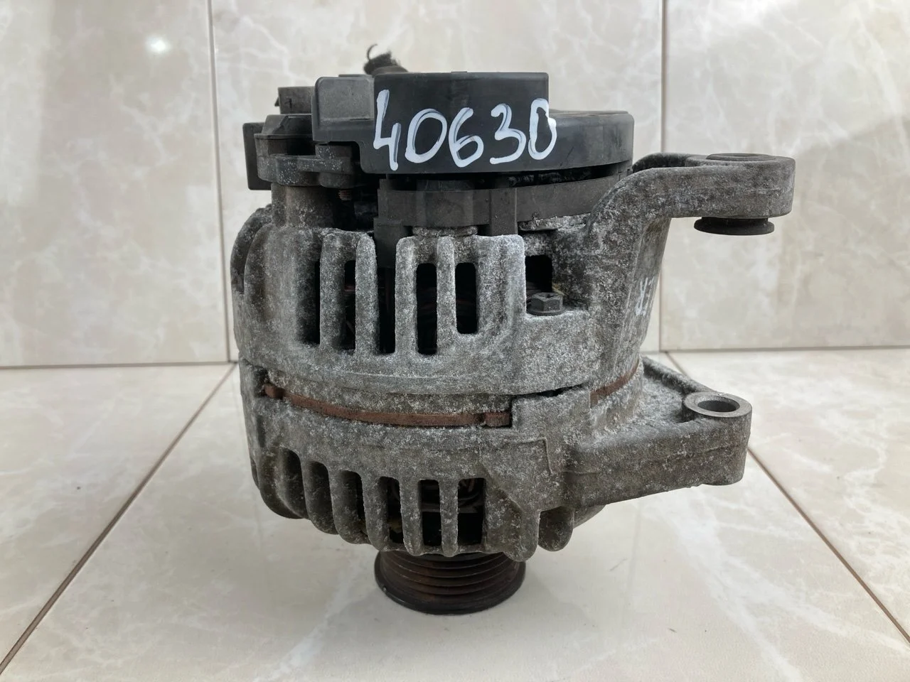Генератор Opel Astra H 2004-2014 13229984 1.6 Z16XER