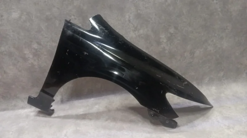 Крыло переднее правое Honda Civic 4D FD R18A1