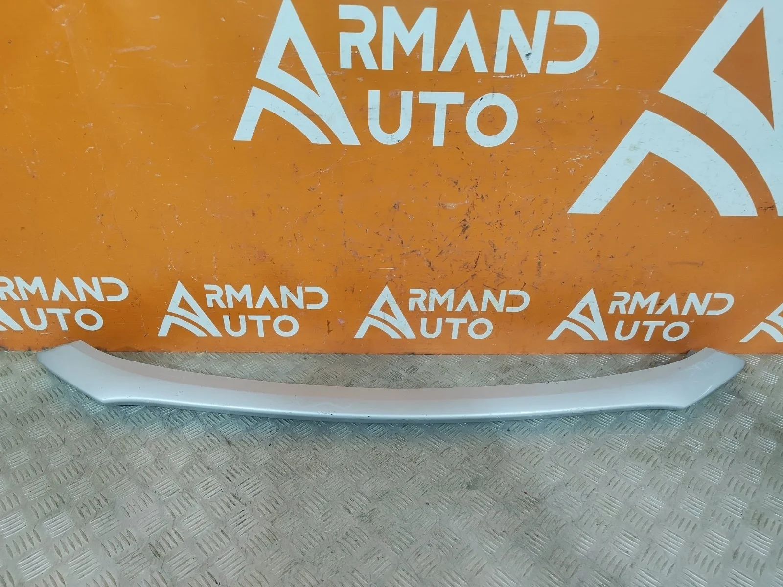 Накладка бампера нижняя Mitsubishi Outlander 2015-2018 3