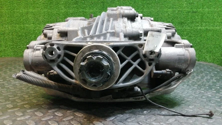редуктор Bmw 306D3,N63B44A E71 Bmw X6 306D3,N63B44A E71 33107582389,758602505