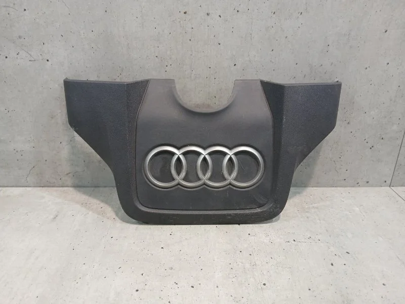 Накладка декоративная Audi S4 2011 B8