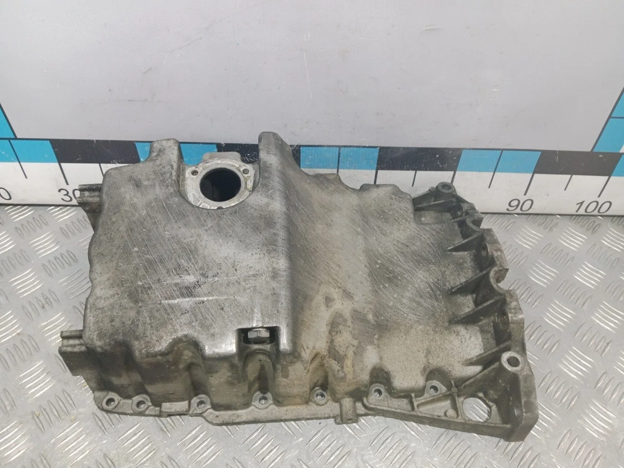 [Б/У] Поддон масляный двигателя ALT / 2.0 VW Passat B5+ [Код: 00592216 ]