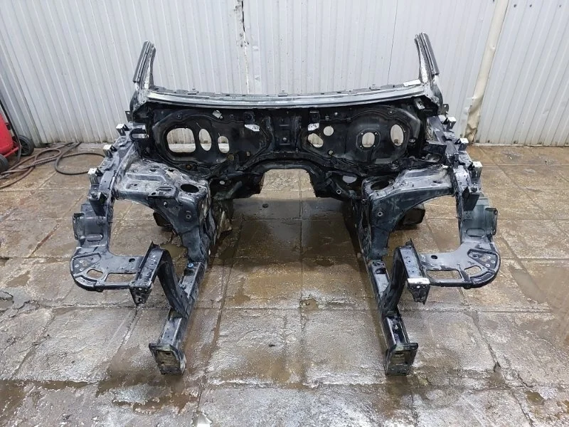 Кузов передняя часть Volkswagen Touareg 2014 NF