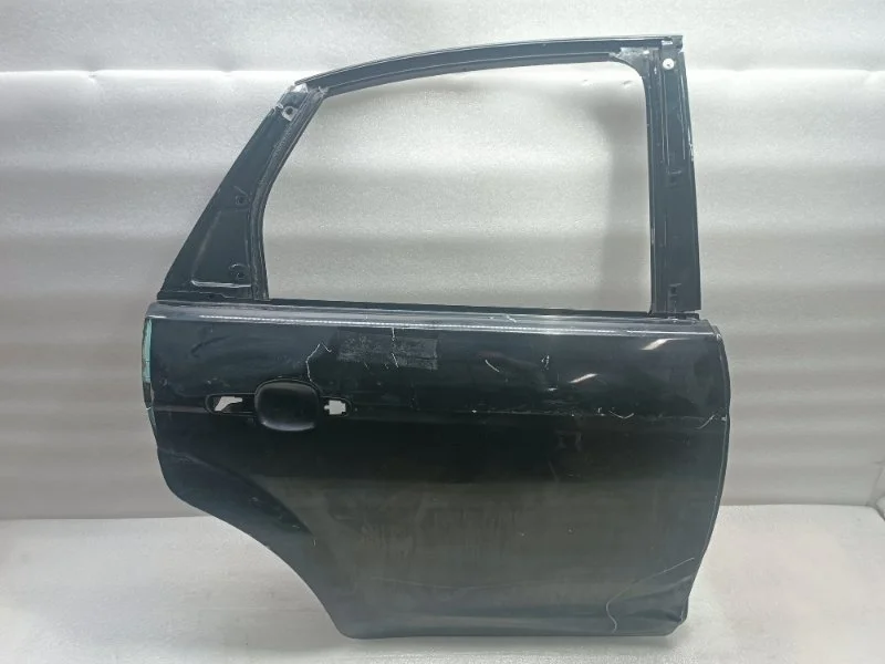 Дверь Ford Focus 2004-2011 CB4