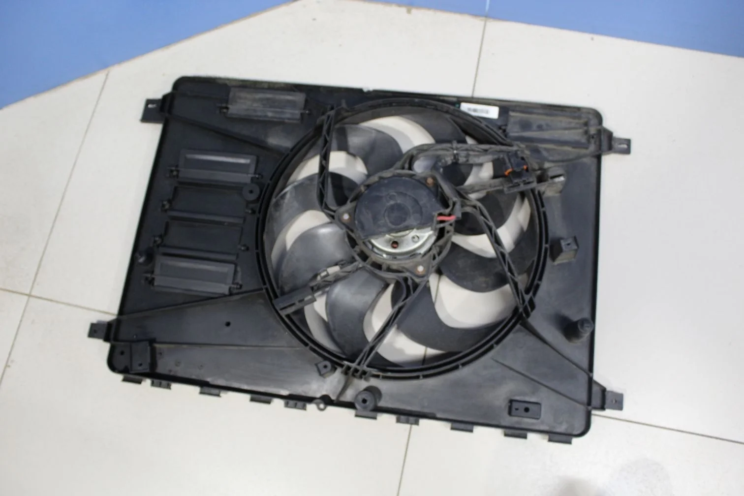 Вентилятор радиатора в сборе для Volvo XC60 2008-2017
