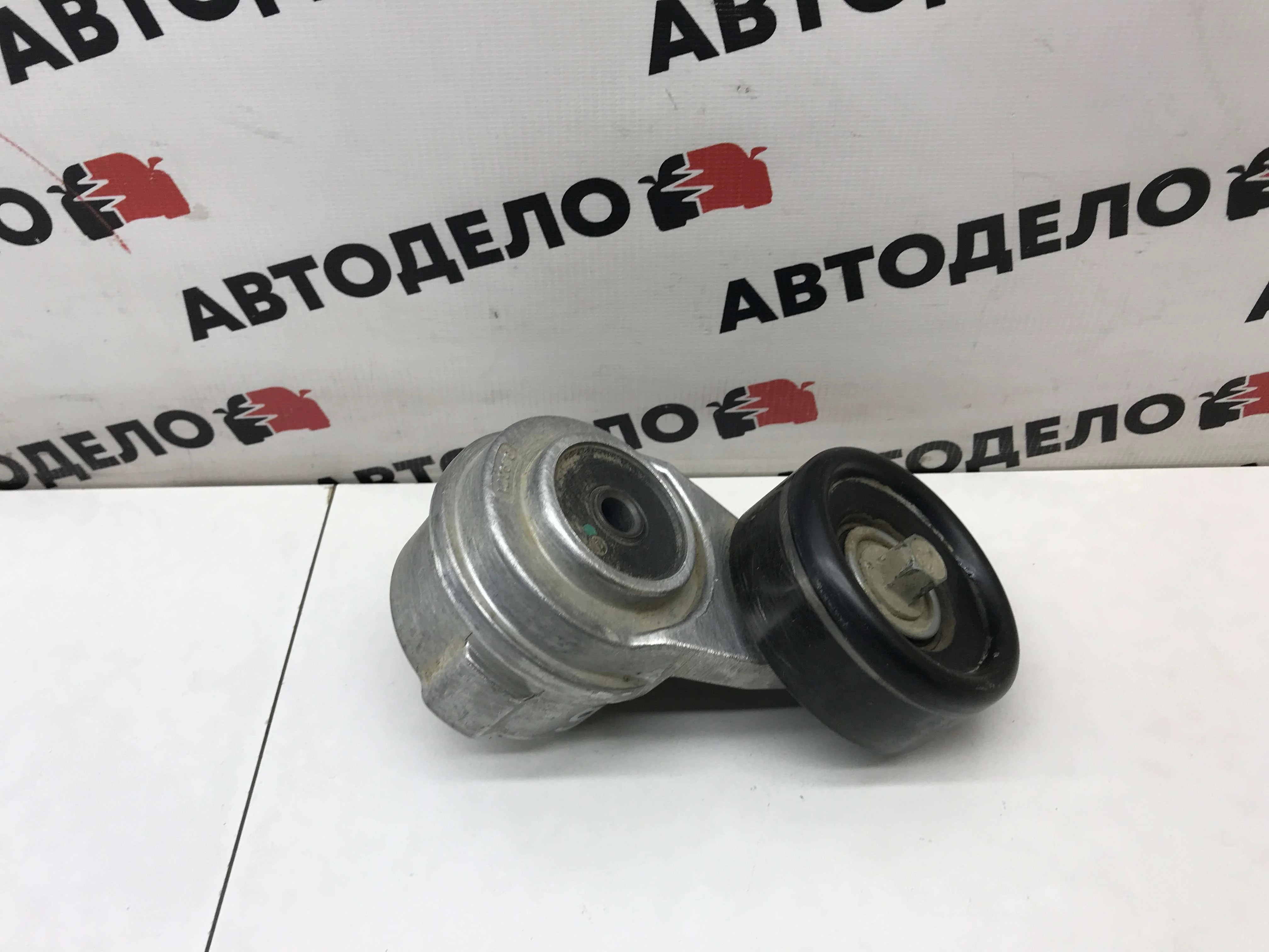 Натяжитель ремня приводного Solaris 252812B000