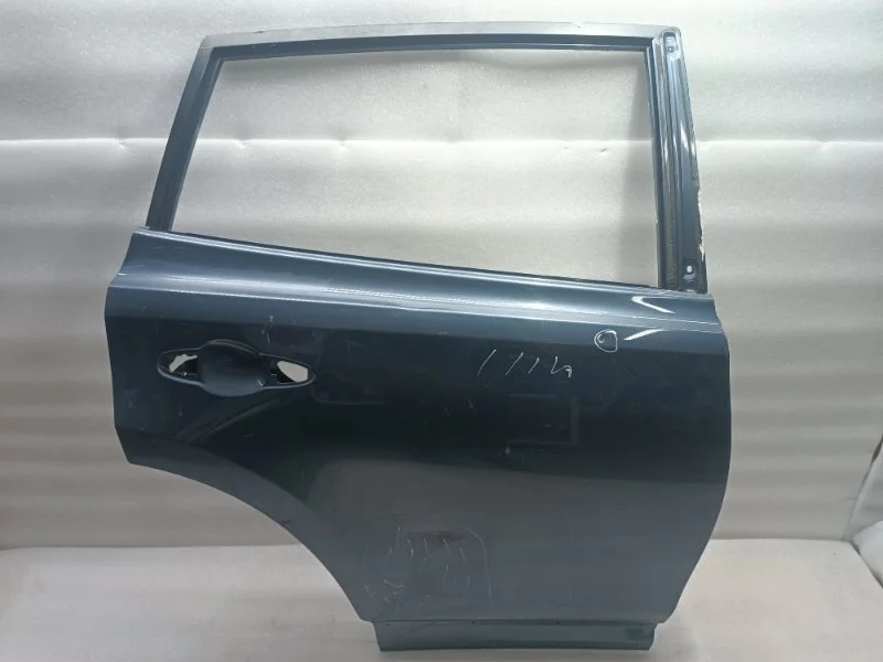 Дверь Toyota RAV4 2012-2019 40