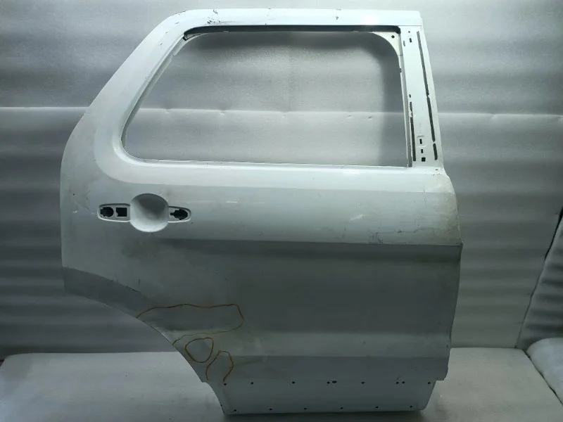 Дверь Ford Explorer 2011-2019 U502