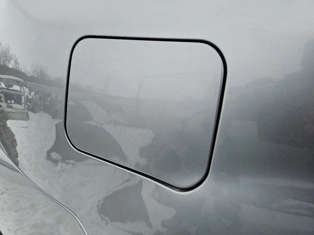 Лючок бака на Nissan X-Trail T31