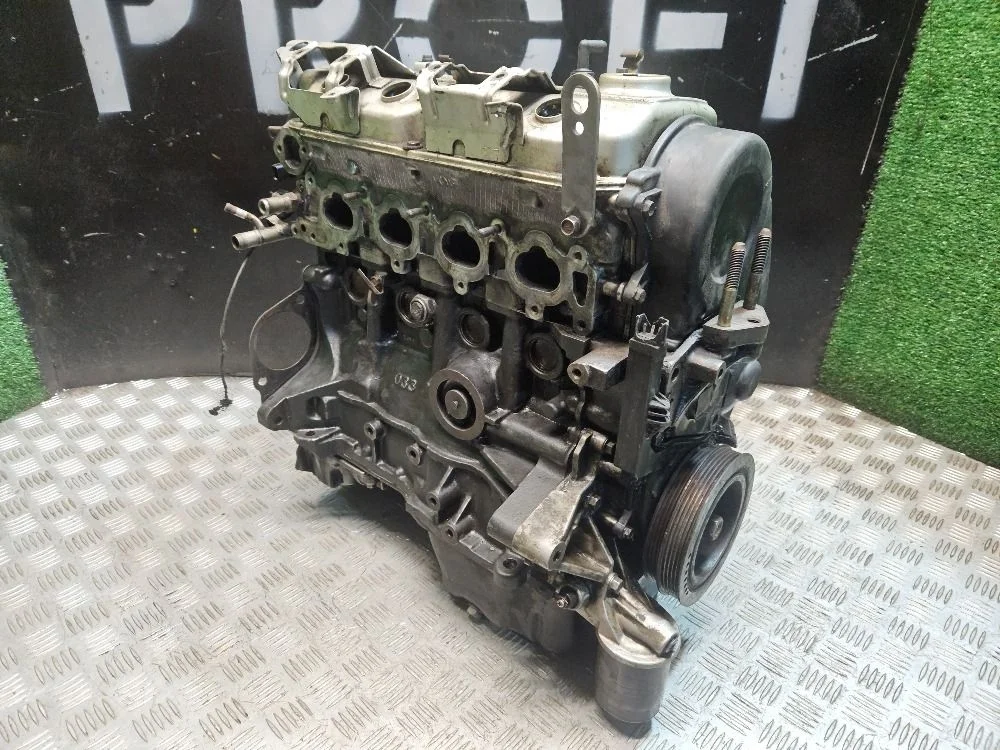 Двигатель на Mitsubishi Carisma 4A92