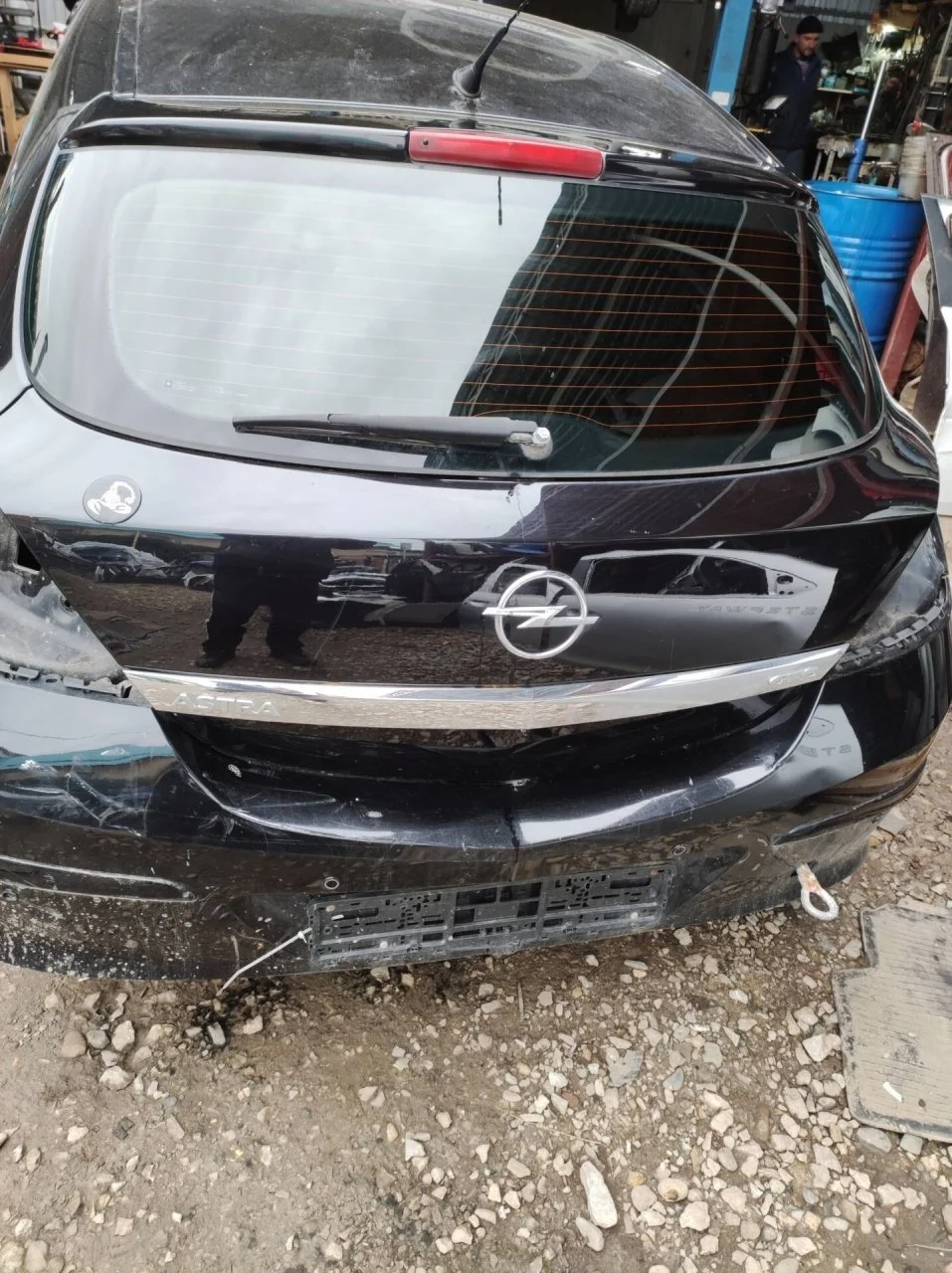 Крышка багажника Opel Astra H 93184005