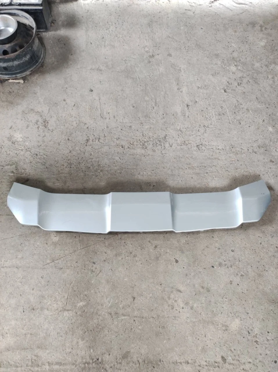 Накладка бампера Lexus Lx 570 5212960050, передняя
