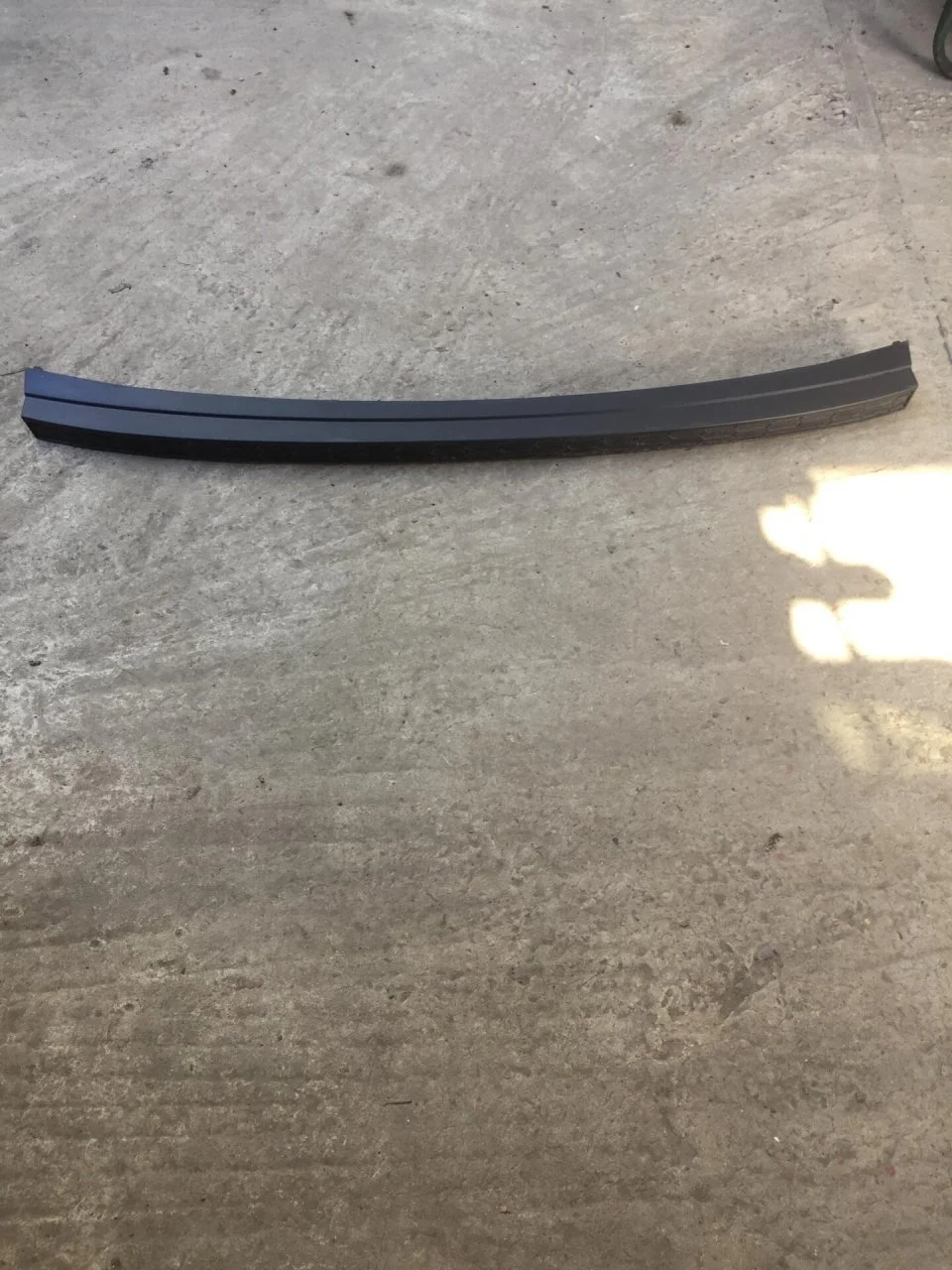 Накладка бампера Skoda Kodiaq 565807423, задняя