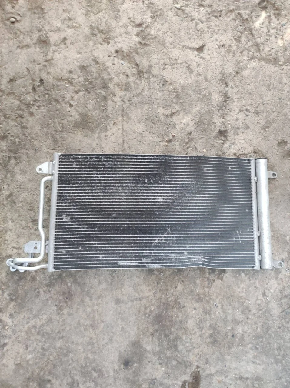 Радиатор кондиционера Volkswagen Polo 6 6C0816411B