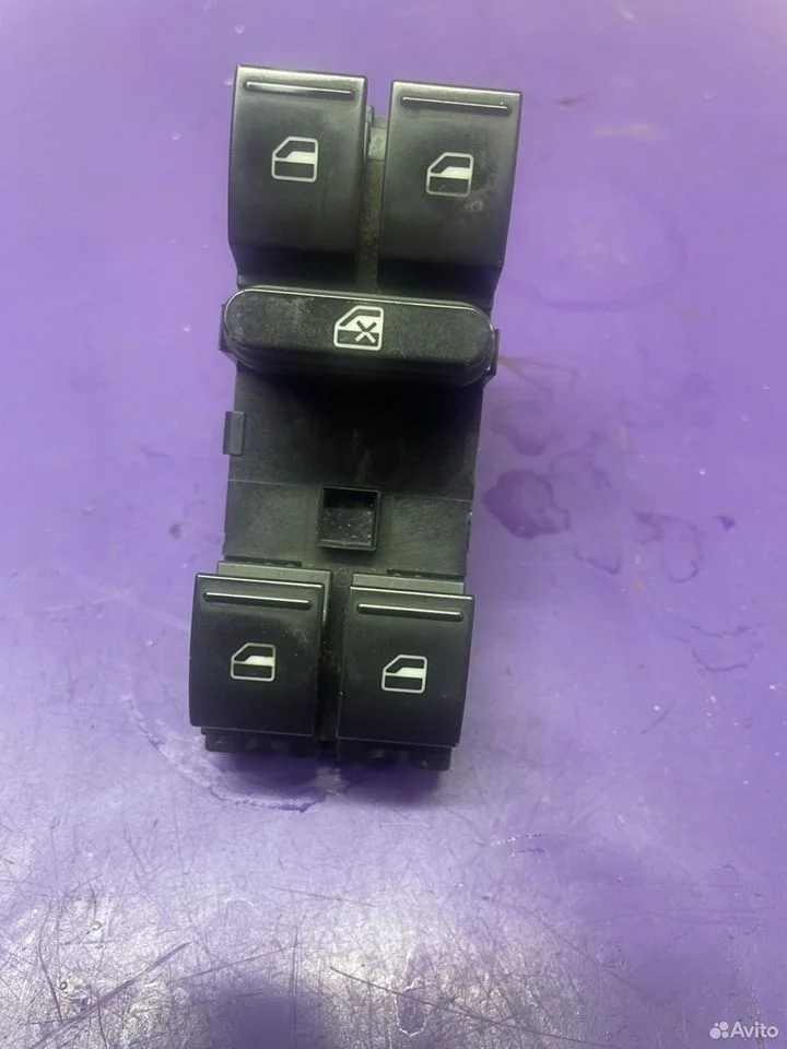 Кнопки стеклоподъемника vw touareg 7l6959857d