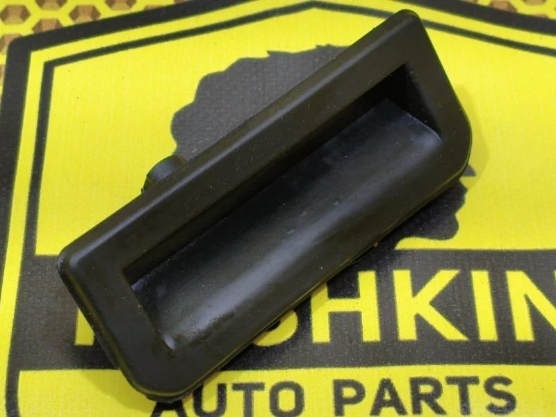 Кнопка открывания багажника Volkswagen Polo MK2
