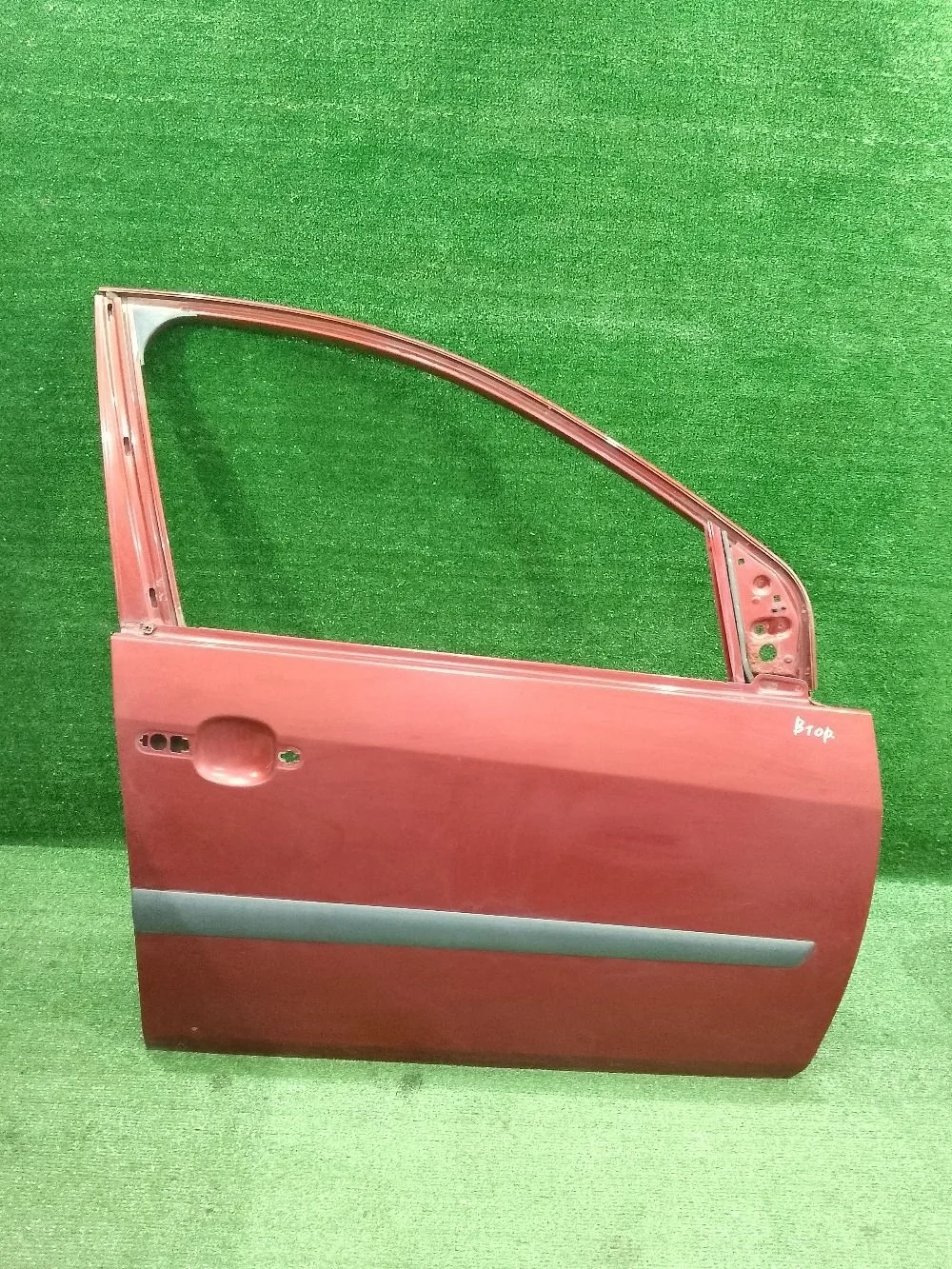 Дверь передняя правая Ford Fiesta 5  2002-2008
