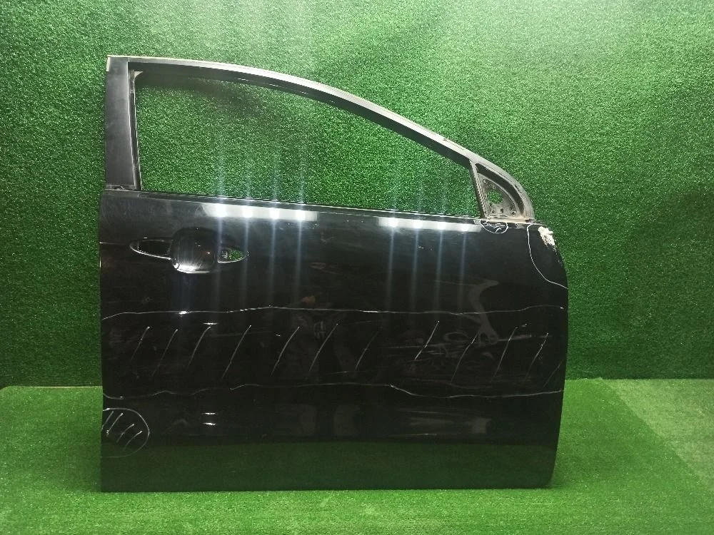 Дверь передняя правая Kia Rio III