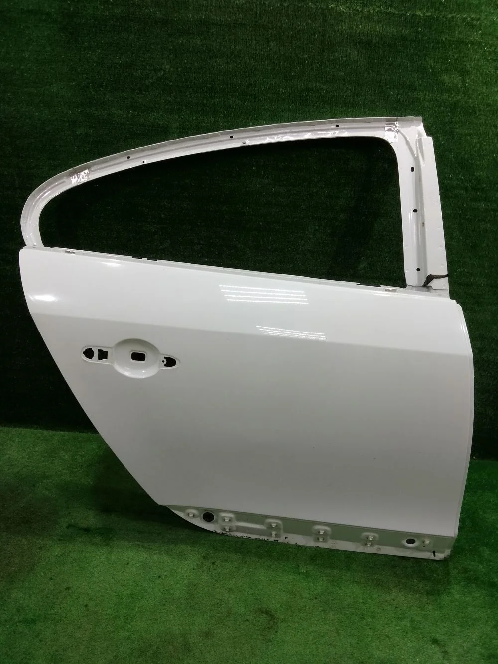 Дверь задняя правая Renault Fluence I