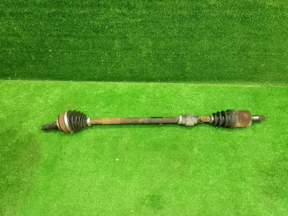Привод правый  Honda Civic 8 АКПП